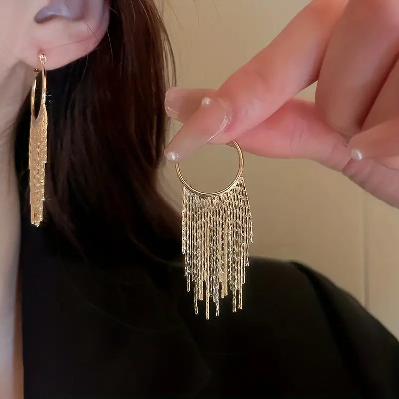 Silvery Sparkling Tassel Design Dangle Earrings